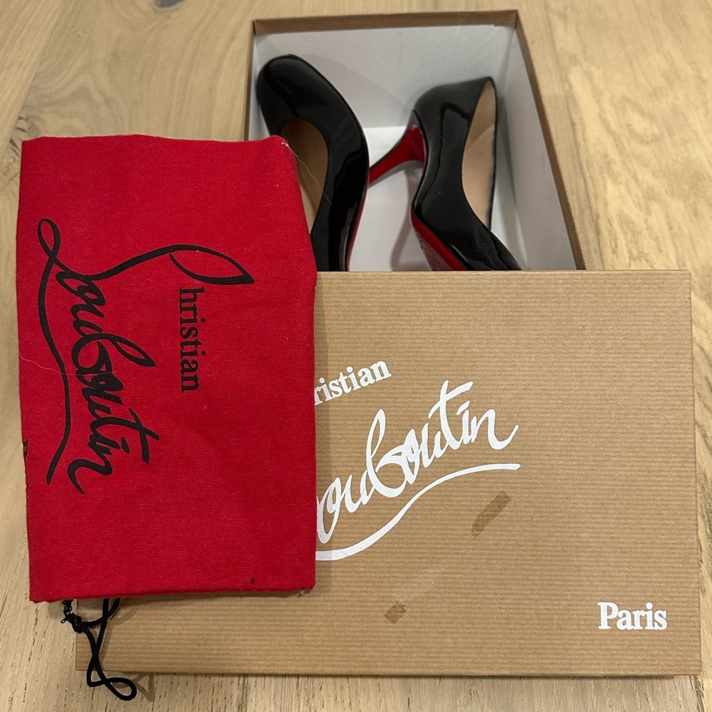 Christian Louboutin Simple Pump 70 Black Patent Pumps Heels. Worn once.